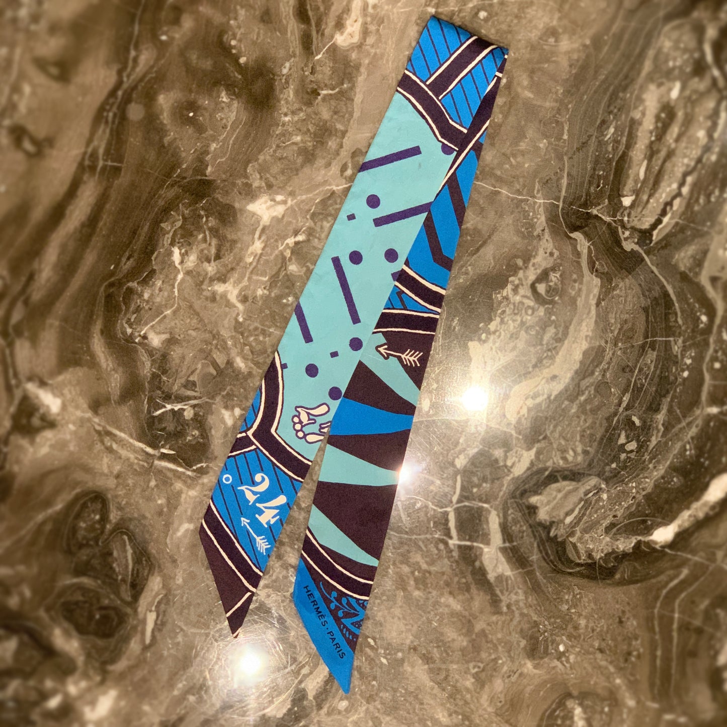 Hermès Silk Accessories - Scarf / Shawl / Twilly