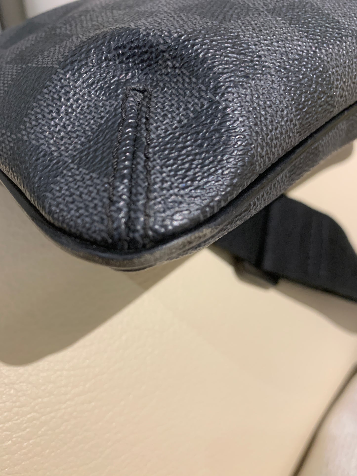 Louis Vuitton Gray Damier Graphite Coated Canvas Thomas Bag