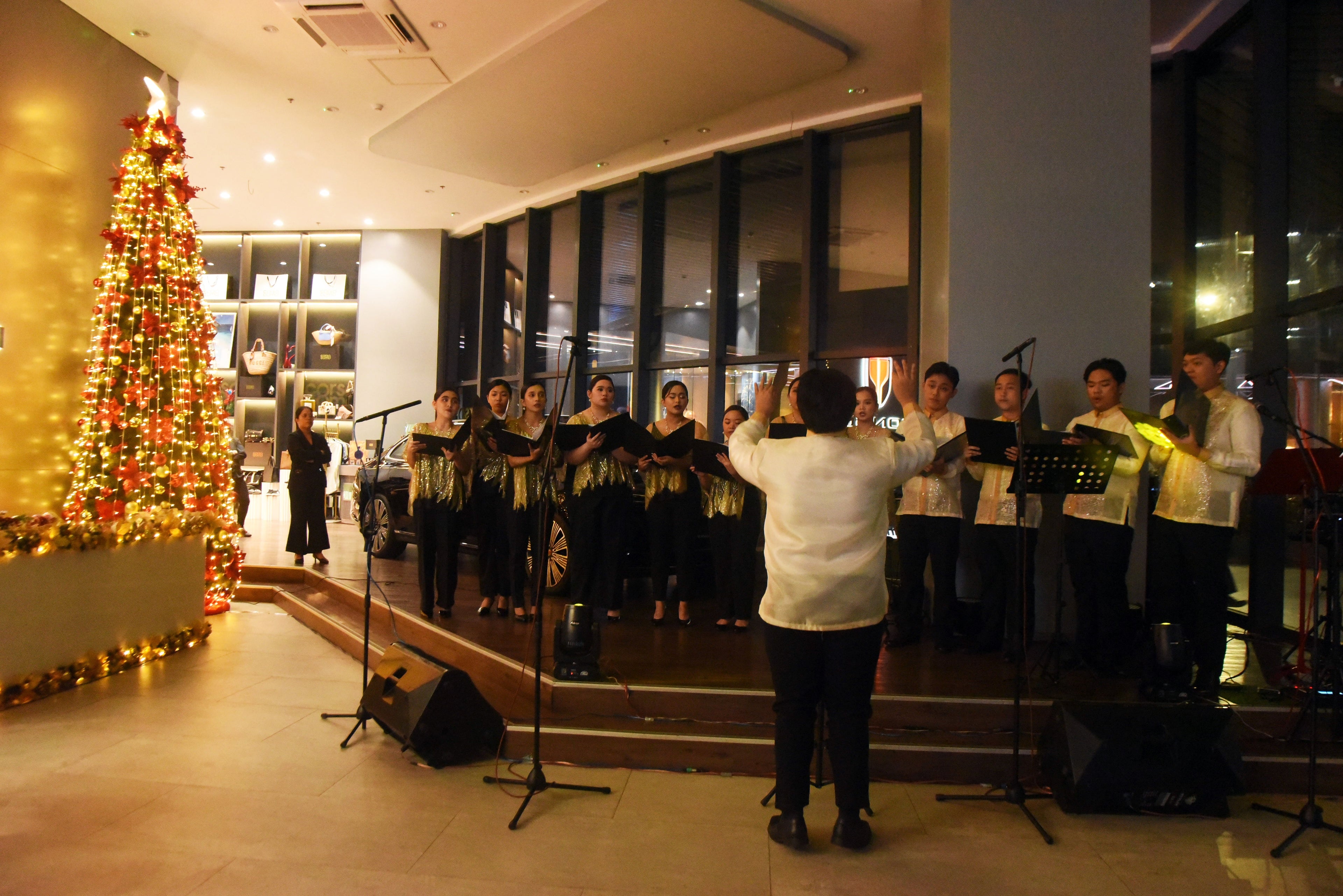 Christmas Tree Lighting and Jewelry Collection Launch