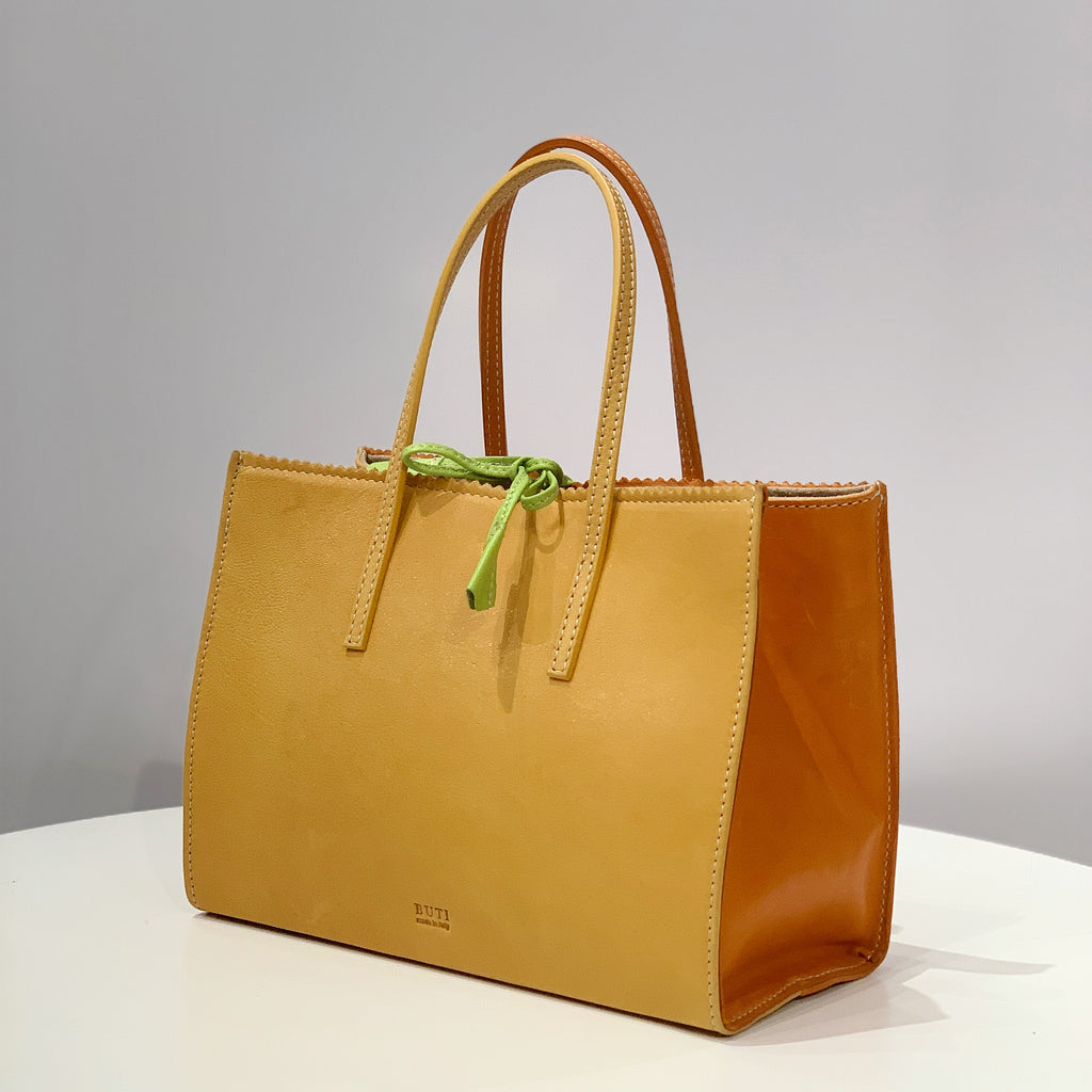 Buti Pelletterie - Fannie Small Vegetable Leather Calfskin