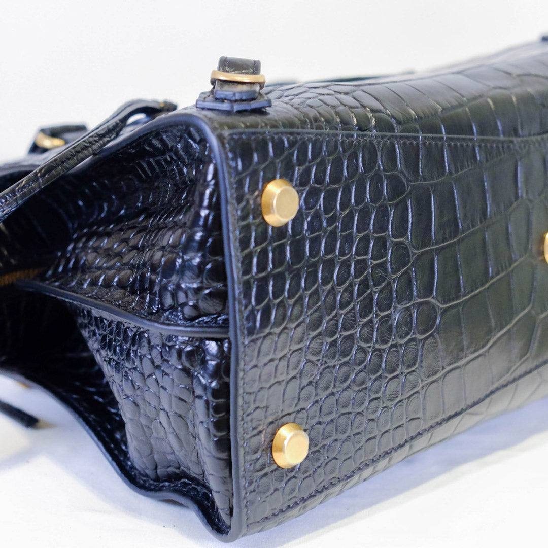 Neo Classic City Medium Croc Embossed in Charcoal