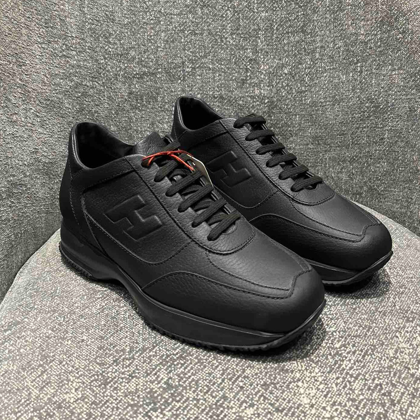 Hogan BLACK SNEAKERS LEATHER (6, MENS)