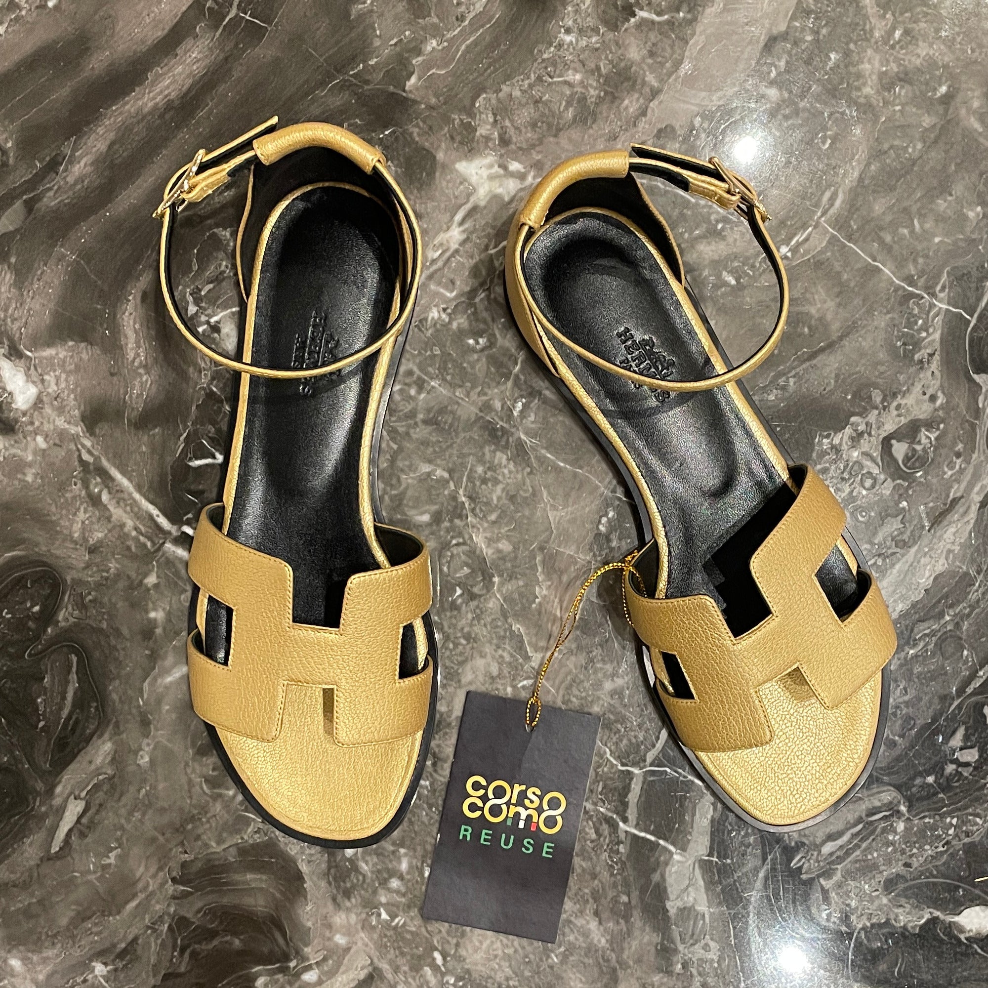 Hermès Santorini Sandals in Grained Goatskin with Metallic Finish