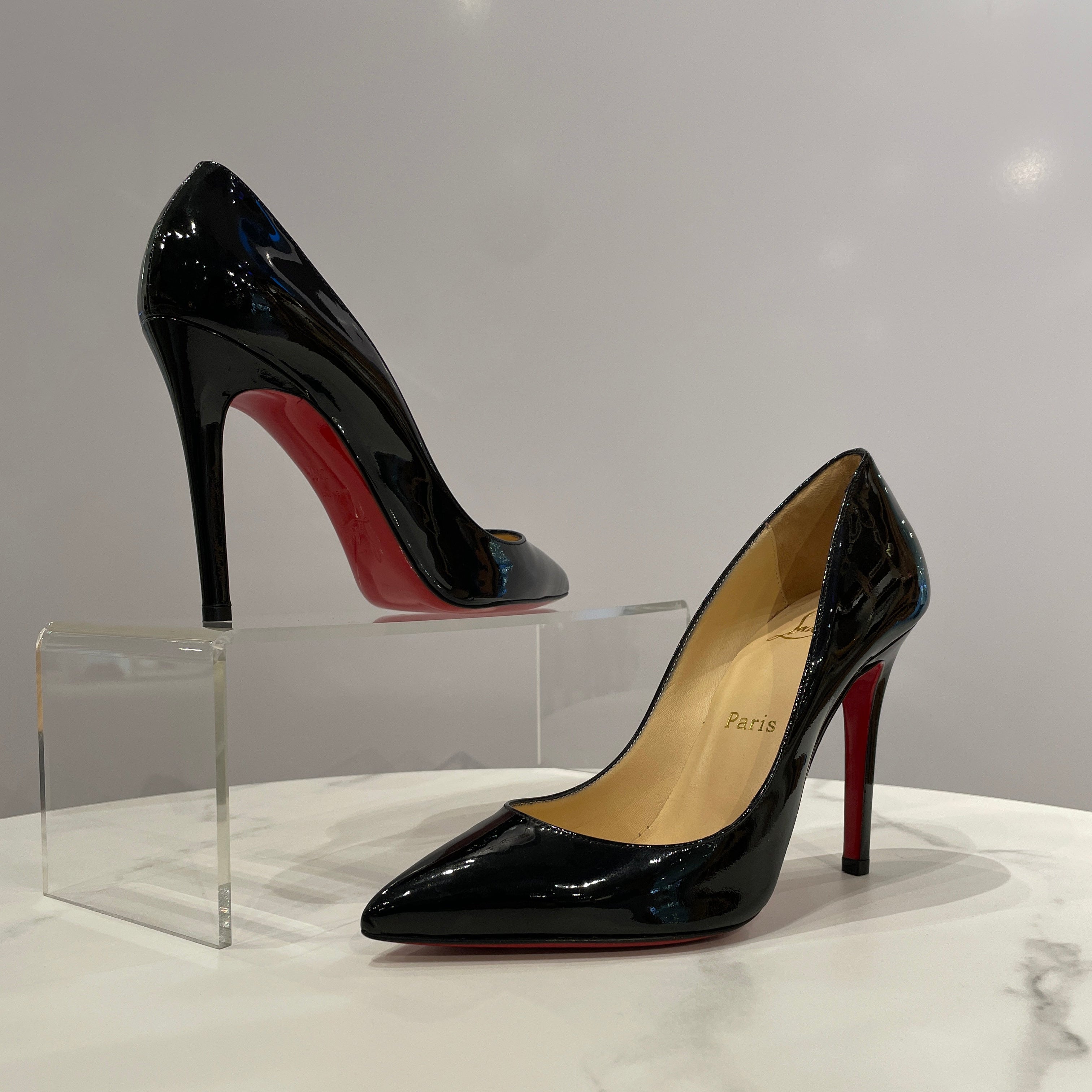 CHRISTIAN LOUBOUTIN PIGALLE 85mm HIGH HEELS - Patent Leather Size 38.5