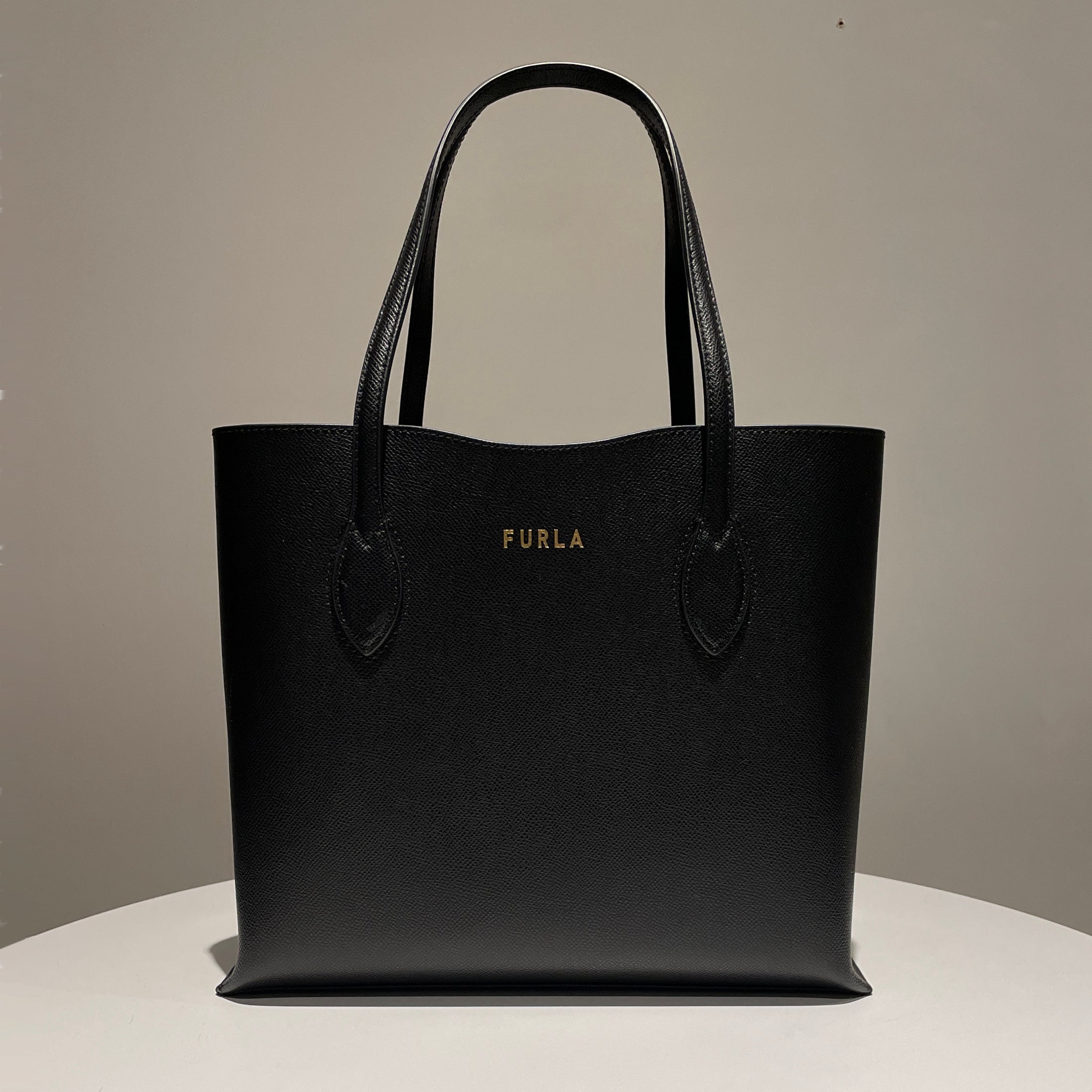 Furla Era Tote Shopping Bag in Calfskin Leather