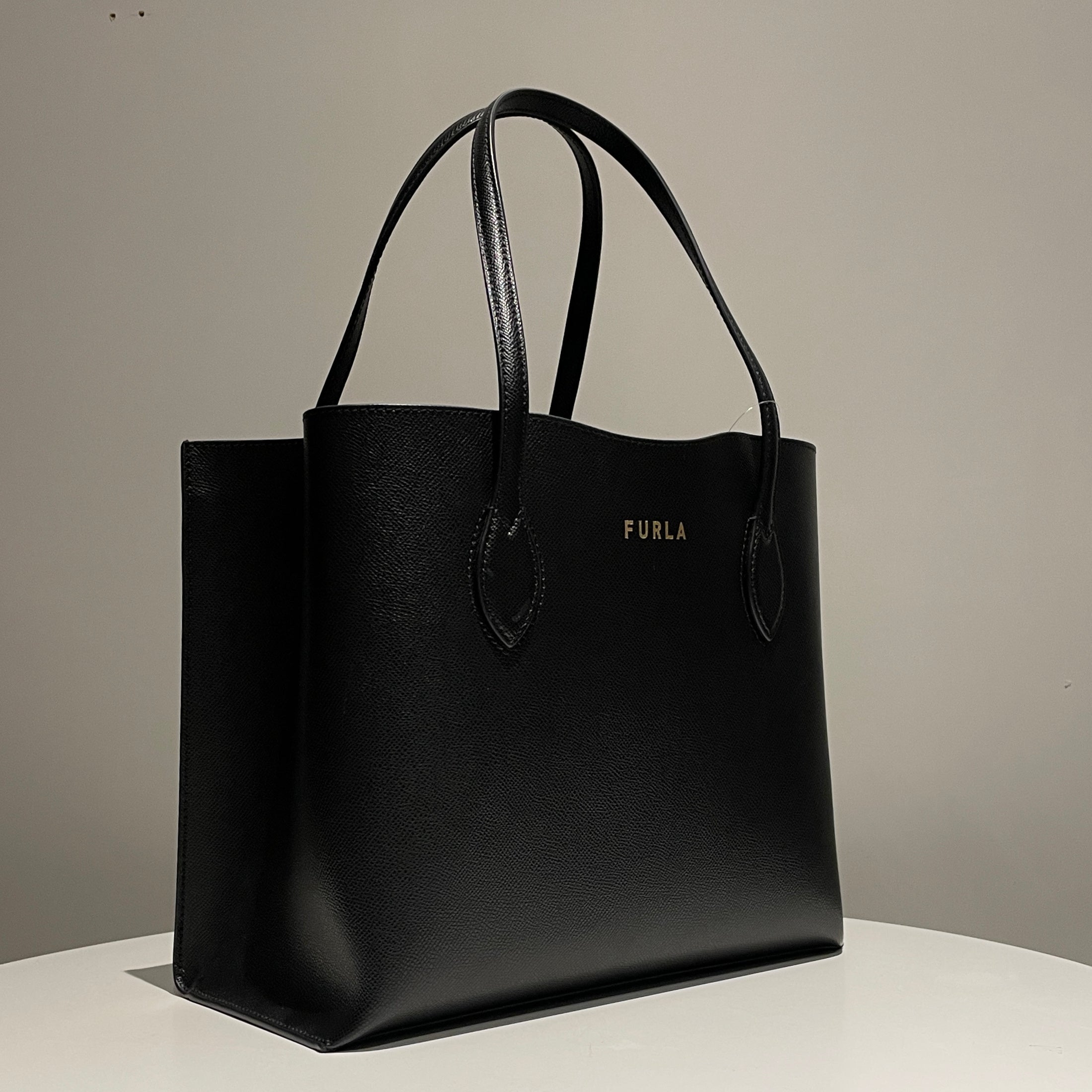 Furla Era Tote Shopping Bag in Calfskin Leather