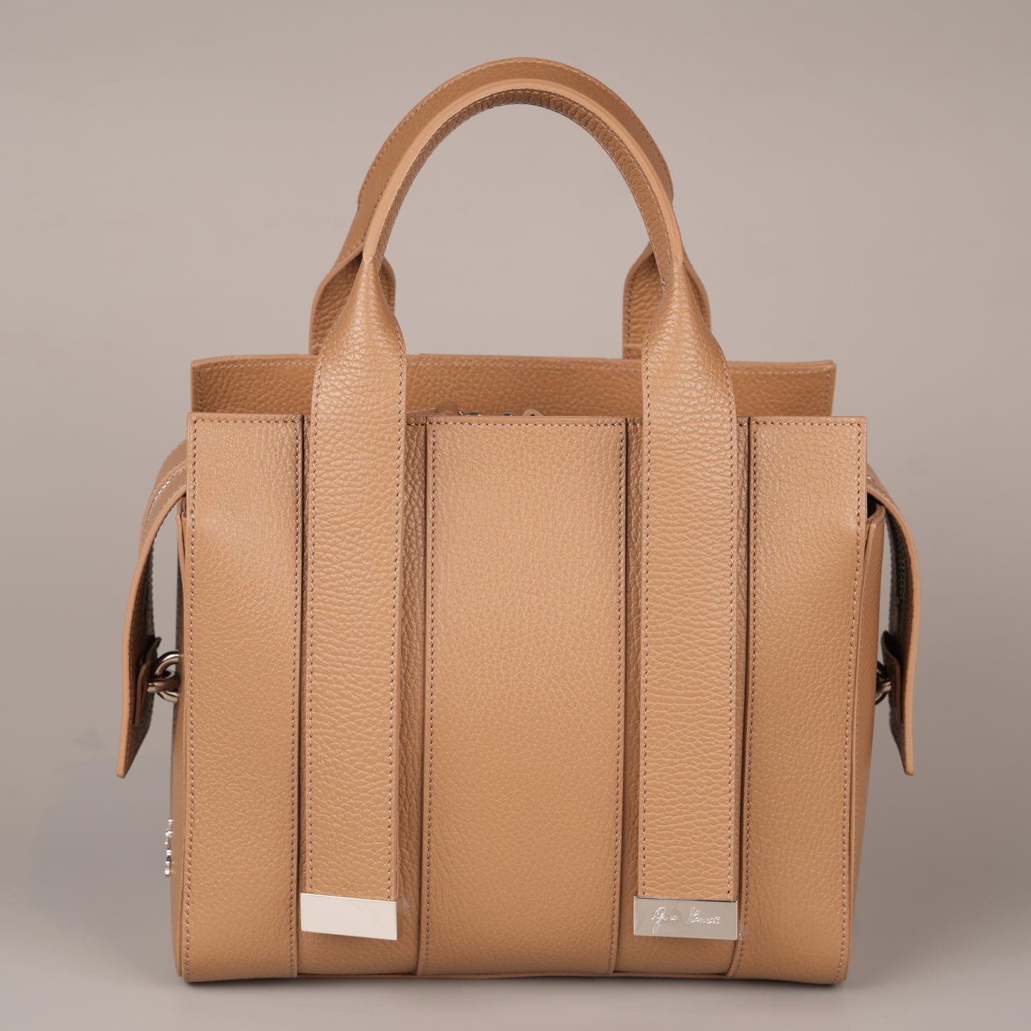 Gina Monroe Boxy Leather Handbag